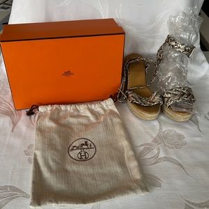 Hermes platform Sofia Espadrille Sandal sz 9 with custodial bag and box